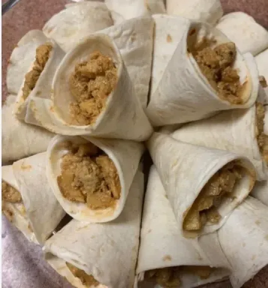 التورتيلا بحشوة الدجاج والمشروم