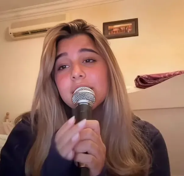 هنا محمد مصطفى، ابنة الفنانة شيرين عبد الوهاب،