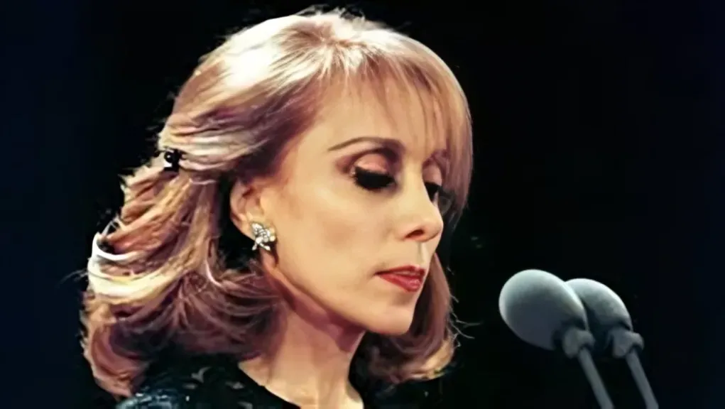 جارة القمر فيروز