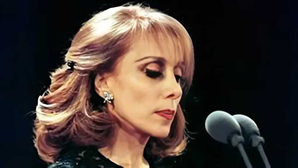 الموت يفجع جارة القمر فيروز