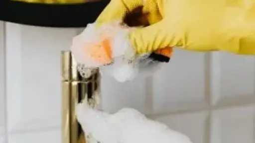 أسرار التنظيف الذكي.. طرق سهلة لتحويل منزلكِ إلى واحة نظيفة بأقل مجهود