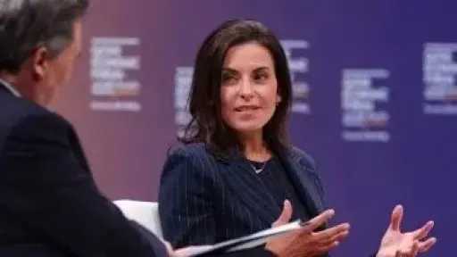 تعليق عاجل من ترامب بشأن بتعيين المصرية دينا باول كرئيسة لميتا