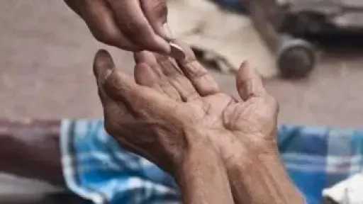 الداخلية تكشف تفاصيل فيديو اعتداء زوج على زوجته بسبب خلافات شخصية