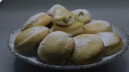 دونتس الشوكولاتة.. الحلويات المفضلة لجميع الأعمار