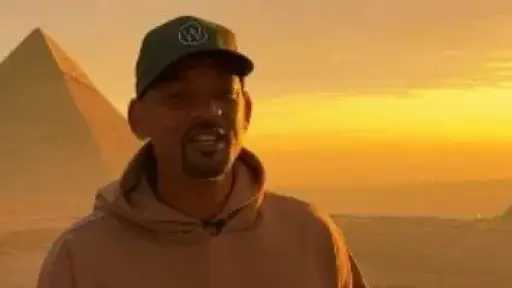 عودة ويل سميث إلى مصر.. رحلة تجمع بين التاريخ والعراقة في قلب الأهرامات