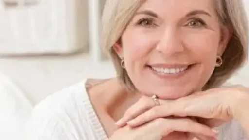 الهرمونات والسكر.. كيف تؤثر تغيّرات ما قبل انقطاع الطمث على صحتك ومزاجك؟