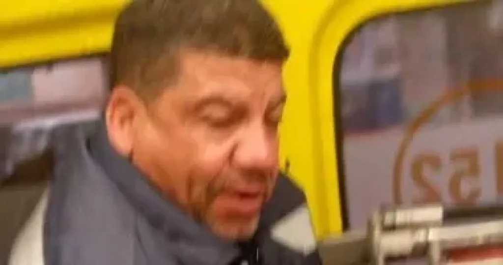 بطولة إنسانية.. مسعف وسائق ينقذان سيدة أثناء الولادة داخل سيارة الإسعاف