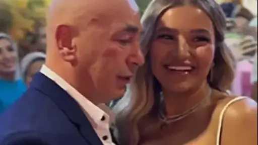 رجل أعمال يرفع دعوى لاستعادة شبكة ذهبية فاخرة بقيمة ملايين الجنيهات من... رجل أعمال يرفع دعوى لاستعادة شبكة ذهبية فاخرة بقيمة ملايين الجنيهات من ابنة حسام حسن