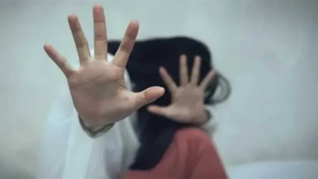 تفاصيل مؤلـ ـمة.. عرض قاصر ضحية اعتداء على الطب الشرعي