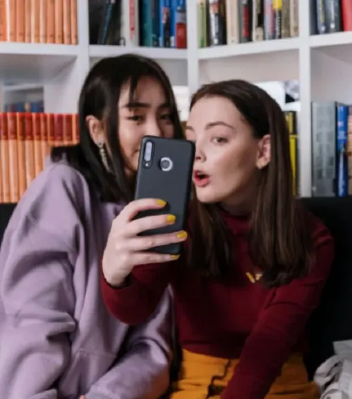 فتيات جيل زد