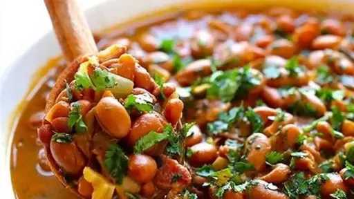 تعلمي تحضير الفول المدمس في المنزل بسهولة لتحضيره بشكل مثالي طوال رمضان