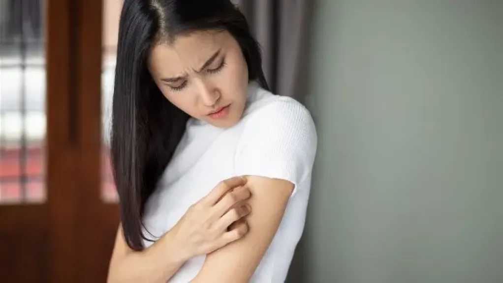 علامات جلدية تنبّهك مبكرًا.. اكتشف العلاقة بين التغيرات الجلدية وسرطان الرئة