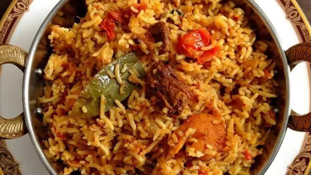 البرياني بلمسة جديدة.. طريقة تحضير برياني التونة بخطوات سهلة