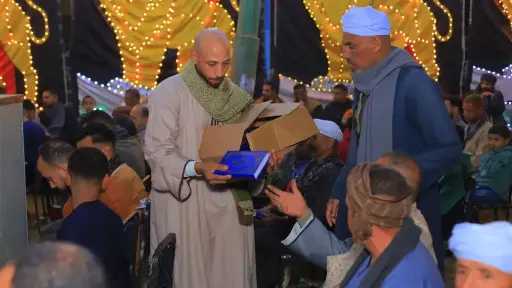 فرح استثنائي بسوهاج.. توزيع ألف مصحف بدل السجائر.. وتصرف مفاجئ للعروسة