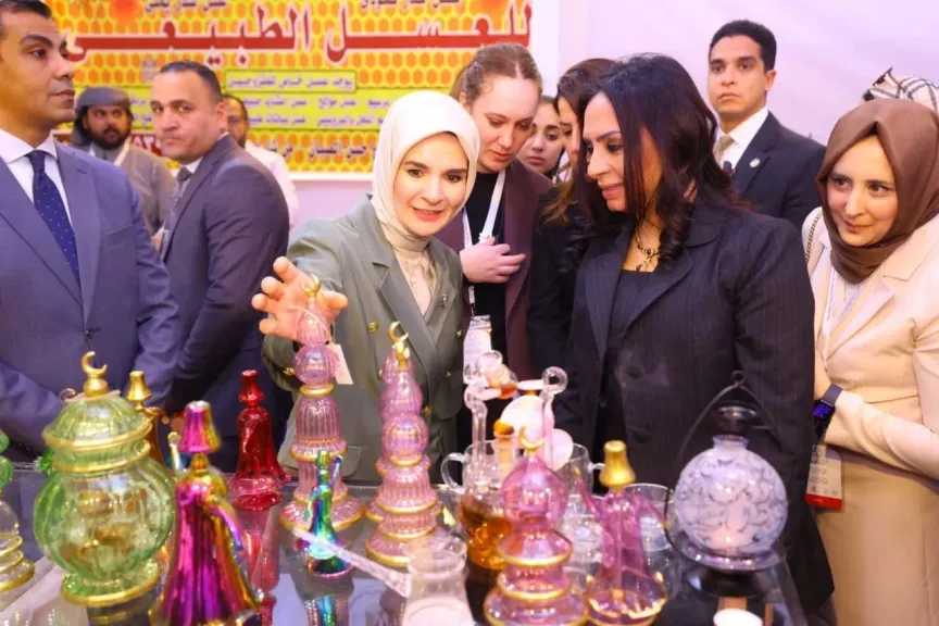 تفاصيل تفقد مايا مرسى ووزيرة الأسرة والخدمات الاجتماعية التركية لمعرض ديارنا