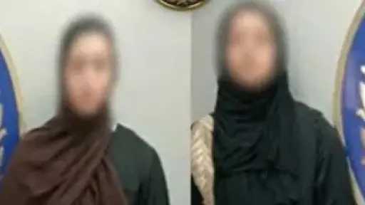 القصة الكاملة لسحل سيدتين لسائق توك توك في الجيزة وصدمة رواد السوشيال... القصة الكاملة لسحل سيدتين لسائق توك توك في الجيزة وصدمة رواد السوشيال ميديا