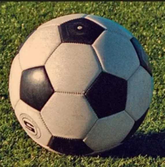 مرموش يقود سيتي في ليلة الحسم.. ومواجهات نارية تضرب ملاعب العالم اليوم الأربعاء 4-2-2026