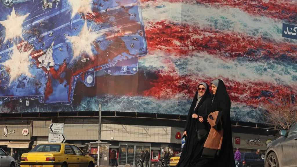 بعد عقود من الجدل.. إيران تسمح للنساء الحصول على رخصة لقيادة الدراجات النارية