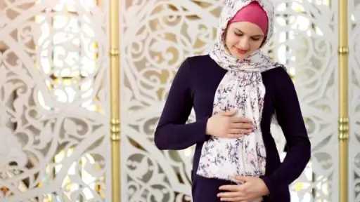 هل تجب الفدية على المرأة بسبب تأخير قضاء رمضان لعذر؟.. مفتي الجمهورية يجيب