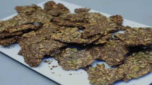 إبداع جديد في مطبخ الصحة.. مقرمشات طبيعية تناسب الأنظمة الغذائية