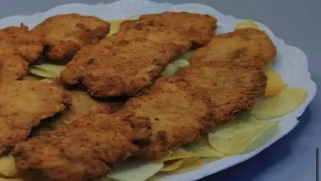 دجاج بانيه بالبطاطس