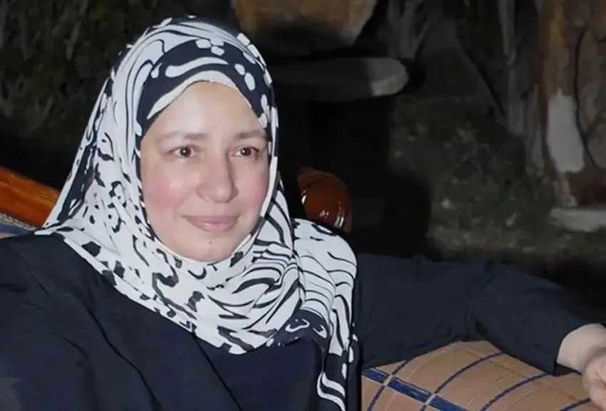 عبلة كامل حديث السوشيال ميديا رغم الغياب