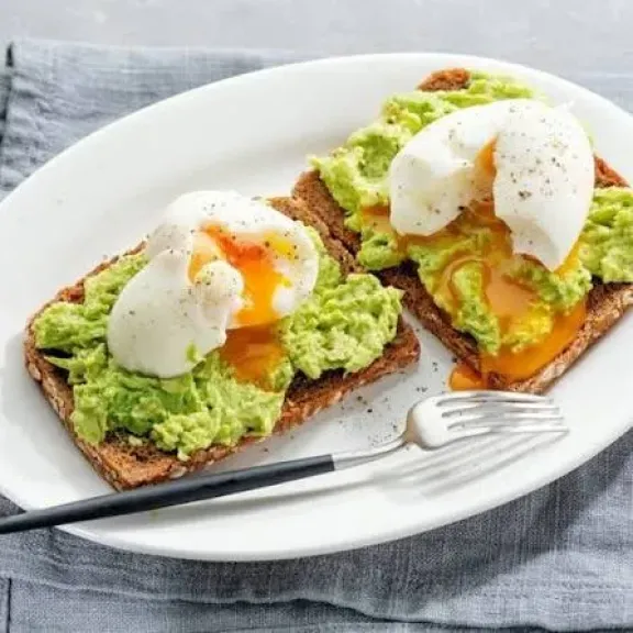عجة البيض بالأفوكادو
