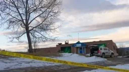 إطلاق نار دامٍ يهز بلدة كندية صغيرة والمشتبه بها طالبة سابقة متحولة جنسياً