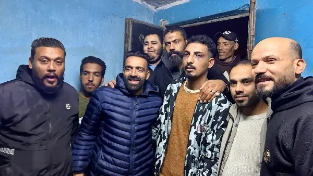 الشاب إسلام ضحية واقعة إجباره على ارتداء ملابس نسائية ببنها