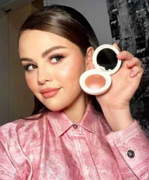 في عيد الحب.. 5 خطوات لمكياج احترافي وإطلالة ساحرة