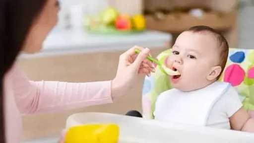 الزبادي.. غذاء مثالي لدعم نمو وصحة الأطفال