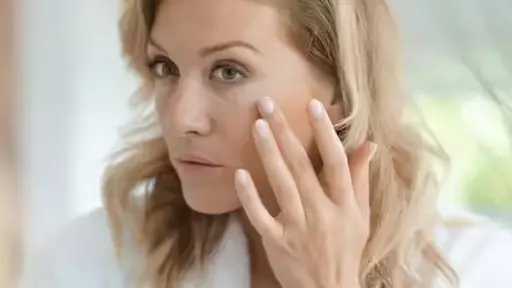 زيت الأفوكادو.. وصفات طبيعية لبشرة نضرة وترطيب مثالي زيت الأفوكادو.. وصفات طبيعية لبشرة نضرة وترطيب مثالي