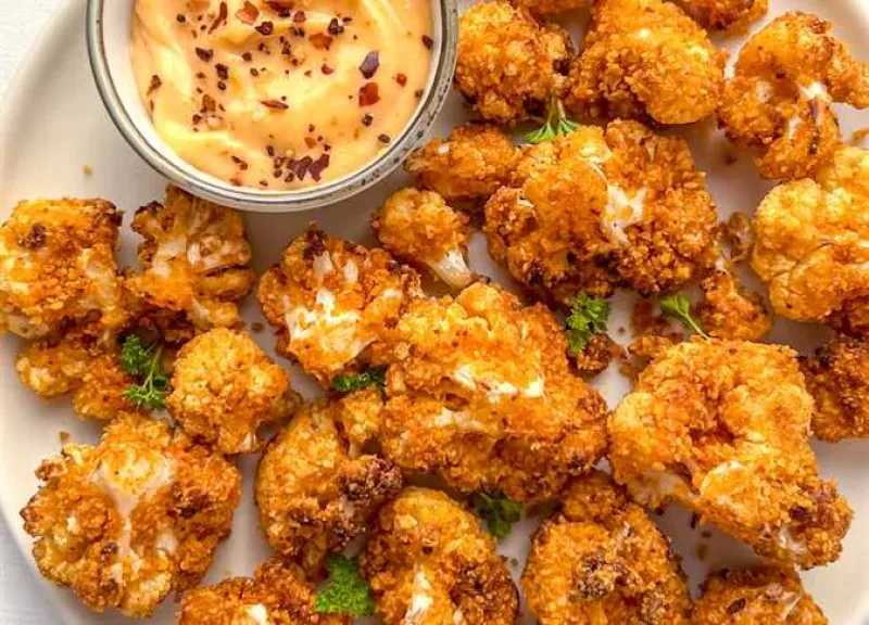 سر قرمشة القرنبيط المقلي.. خطوات بسيطة تضمن طعماً مثالياً ومظهراً شهيًا