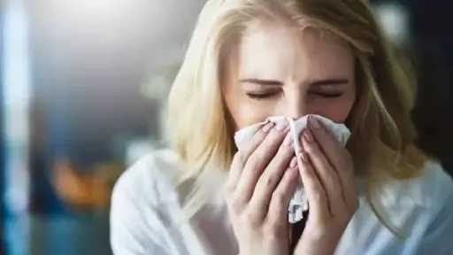 مع أمشير.. تجهيز خزانة الأدوية ضرورة لمواجهة تقلبات الطقس مع أمشير.. تجهيز خزانة الأدوية ضرورة لمواجهة تقلبات الطقس