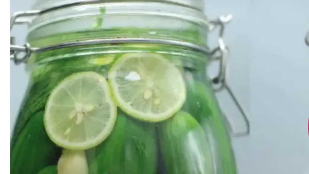 طريقة تحضير الخيار المخلل في المنزل بخطوات بسيطة