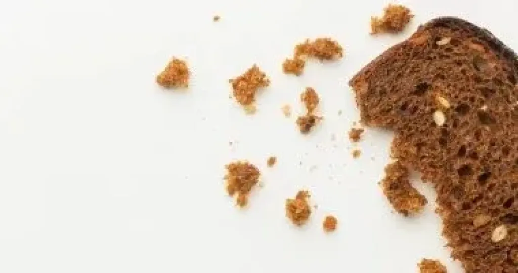 الخبز الجاف