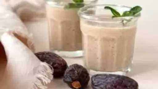 طريقة عمل عصير التمر الصحي في رمضان