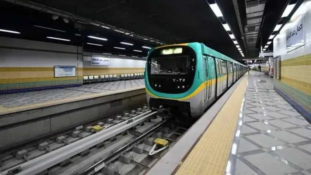 النقل تعدّل مواعيد تشغيل المترو والقطار الكهربائي خلال رمضان