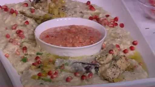 طريقة مبتكرة لتحضير الأرز بالدجاج على الطريقة الخليجية طريقة مبتكرة لتحضير الأرز بالدجاج على الطريقة الخليجية