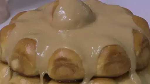 خلية نحل بالتمر.. وصفة مبتكرة لتحضير حلوى شهية في المنزل خلية نحل بالتمر.. وصفة مبتكرة لتحضير حلوى شهية في المنزل