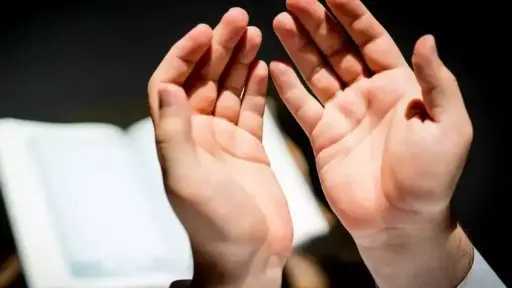 دعاء الإفطار رابع أيام رمضان.. أدعية مأثورة تفتح أبواب السماء للصائمين دعاء الإفطار رابع أيام رمضان.. أدعية مأثورة تفتح أبواب السماء للصائمين