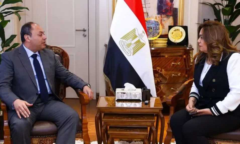 وزيرة التنمية المحلية والبيئة تتابع مشروعات تنمية الصعيد لتعزيز التنمية الشاملة