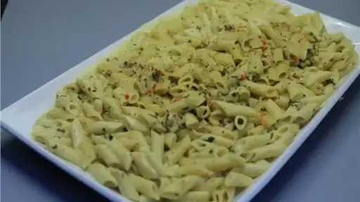 ”انا حوا” يقدم وجبة فطور اليوم الخامس من رمضان مكرونة باللحمة المفرومة والعدس..بالهنا