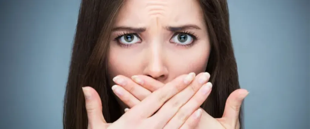 رائحة الفم الكريهة