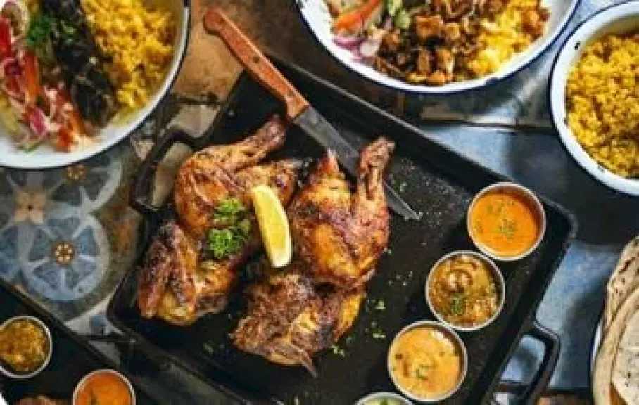 انا حوا يقدم وجبة فطور اليوم السادس من رمضان الدجاج المشوى وأرز بالشعرية..بالهنا