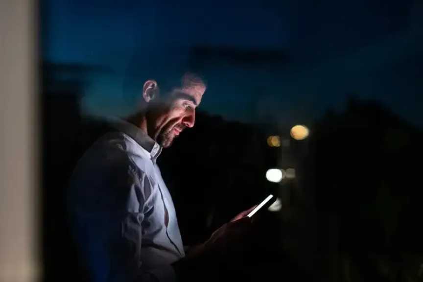 ”بريك” وأدوات التكنولوجيا المضادة.. حل جديد لمواجهة الإدمان على الشاشات