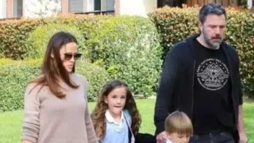 جينيفر جارنر تتحدث عن تحديات التوفيق بين الأمومة والعمل بعد انفصالها عن بن أفليك