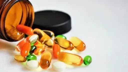 الصيام في رمضان.. تأثيره على التغذية وأفضل توقيت لتناول الفيتامينات والمعادن