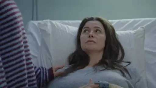 يسرا اللوزي في كان ياما كان: محاولة انتحار تعكس معاناة نفسية عميقة