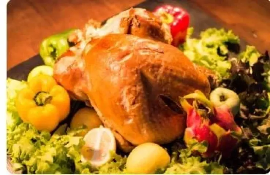 ملوخية بالدجاج بنكهة لذيذة